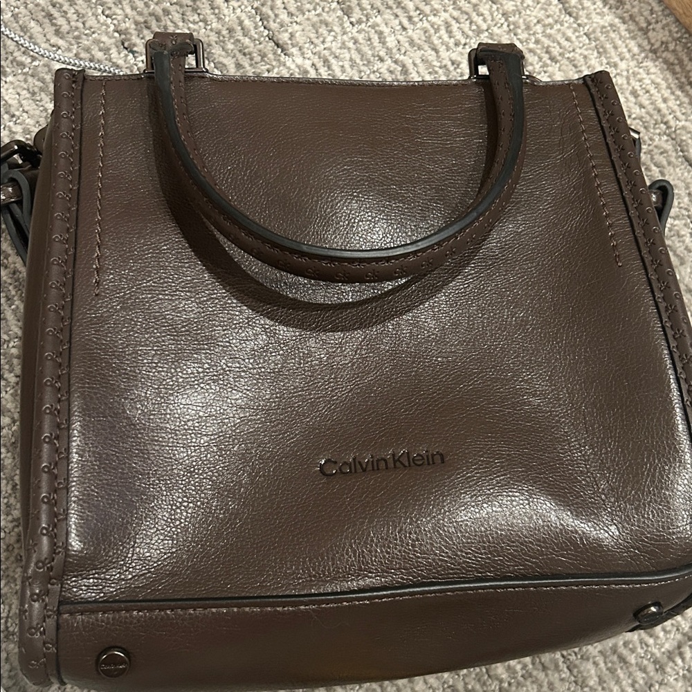 Calvin Klein Moon Logo Shoulder Bag In Java - Picture 6 of 8